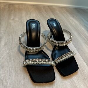 Glamorous black Zara heels with pearl embellishments #glamheels